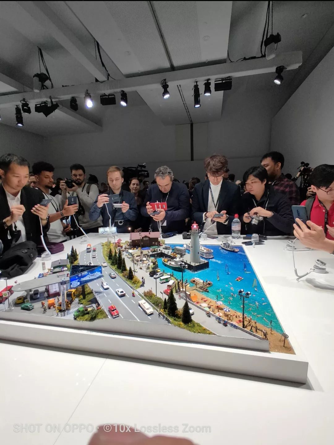 oppo十倍光学变焦使用体验,oppo旗舰机是多少倍光学变焦