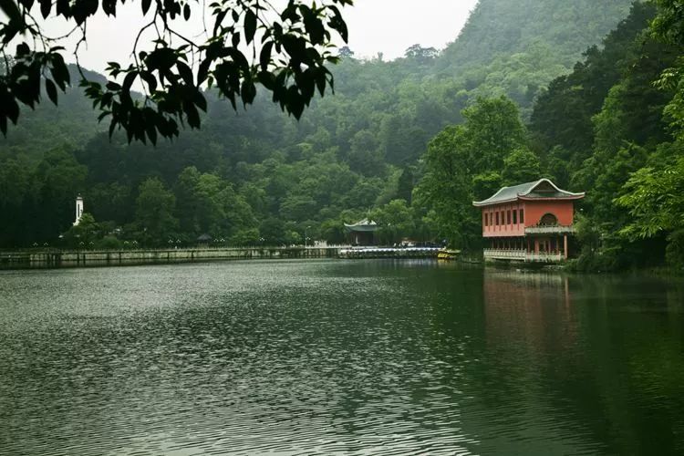 3月机票白菜价！太原出发，最低只要50！比火车硬座还便宜！