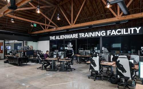 戴尔alienware1517,alienware笔记本2019