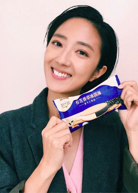 简单大方的穿搭满满的高级感,高级简约风穿搭40岁