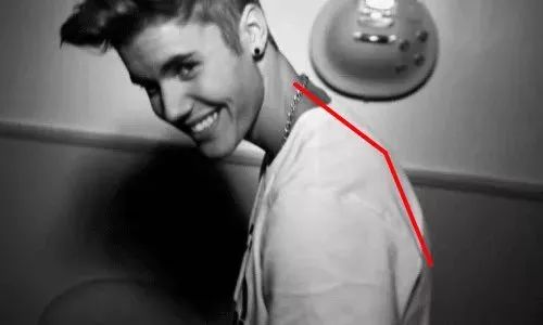 这几个小动作可纠正脖子前倾,脖子前倾危害视频