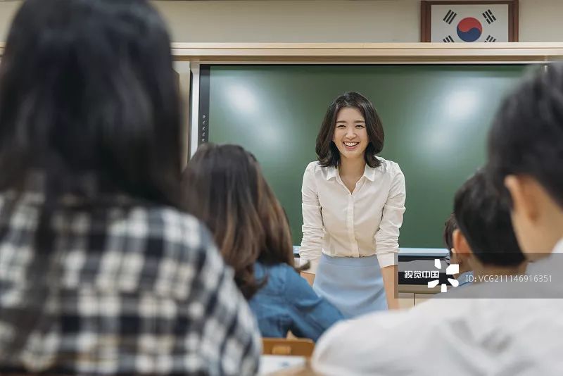 日本中小学教师待遇,日本大学教师的真实待遇