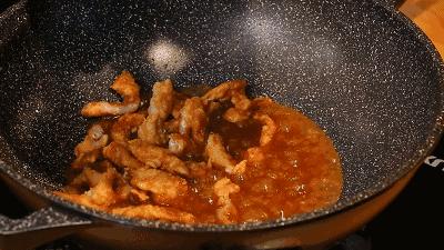 炒菜总粘锅咋办教你一招解决,炒菜粘锅最好的解决办法