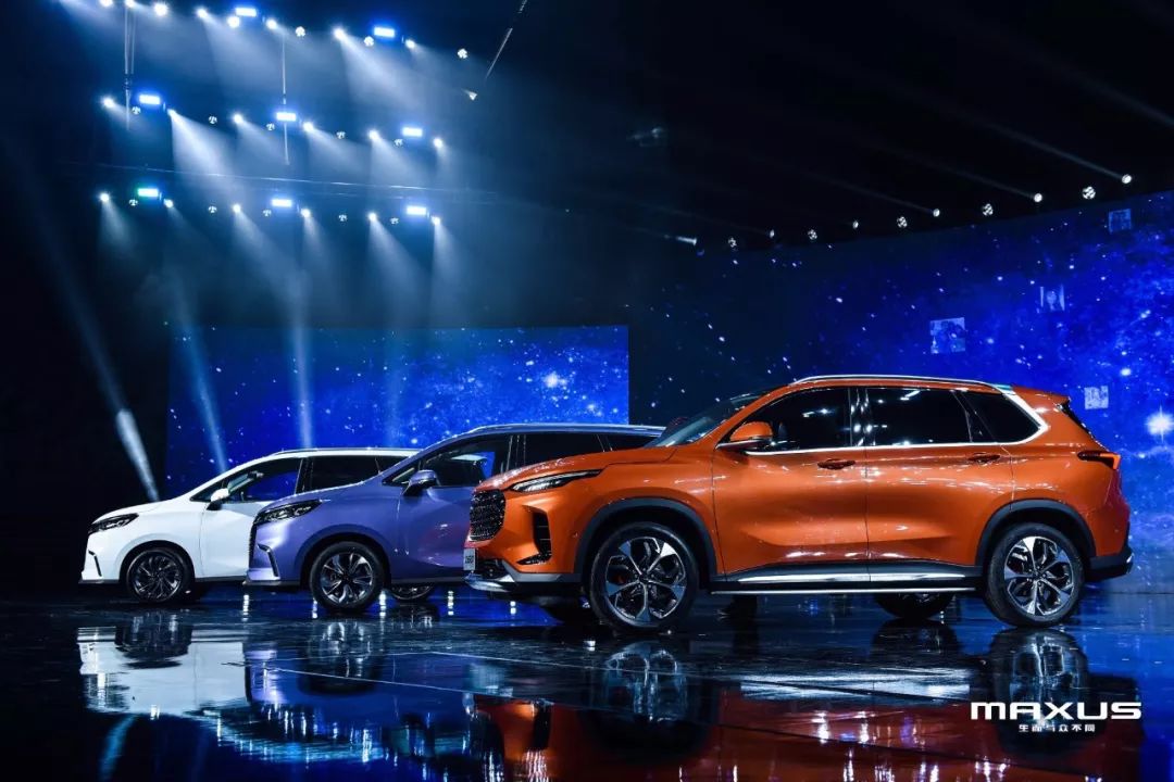 家用mpv商务车7座落地价,家用mpv大通