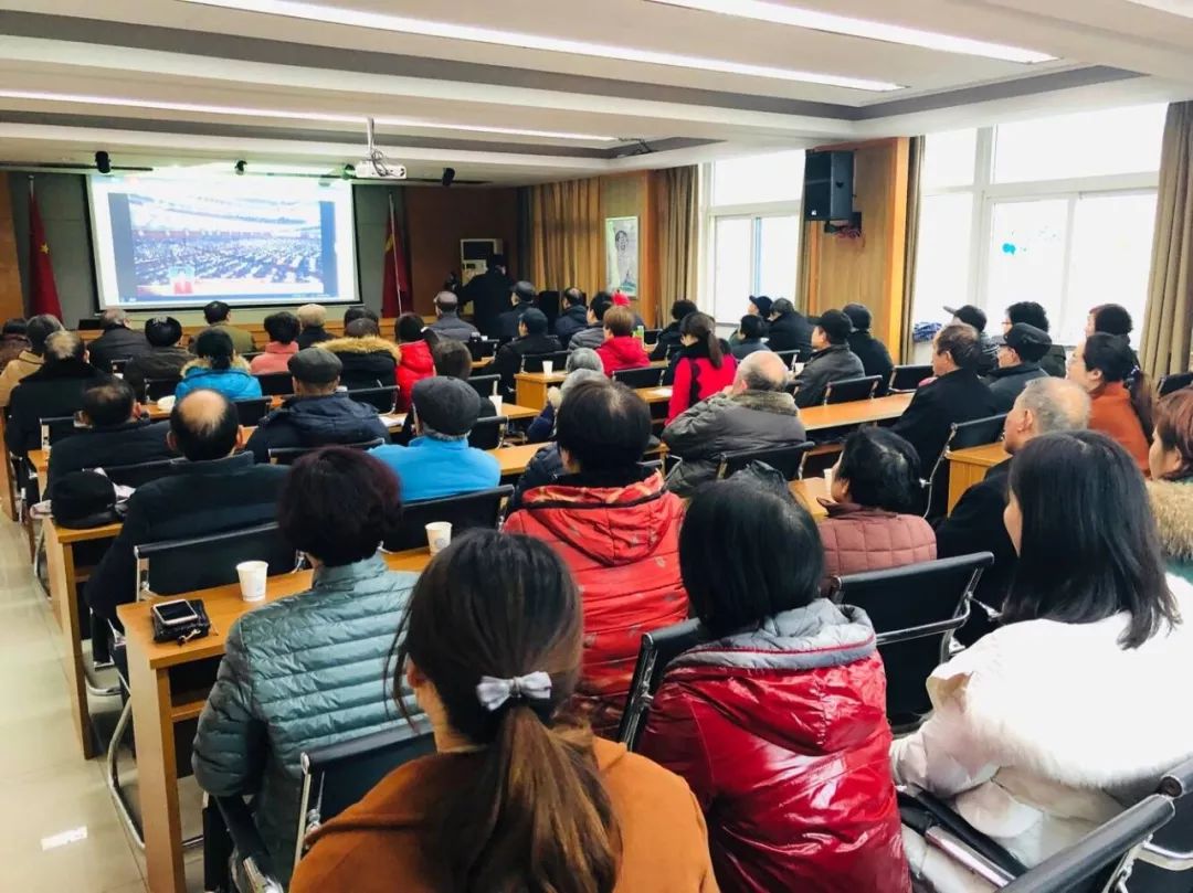 【镇办社区】朝阳、幸福等3个社区策划观看“*会两**”开幕式现场直播