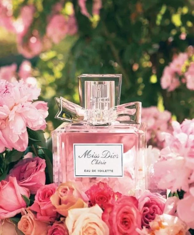 ysl礼盒口红气垫香水,ysl口红香水七夕限定礼盒