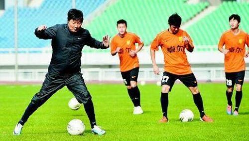 鹿晗球迷,鹿晗粉丝激动名场面