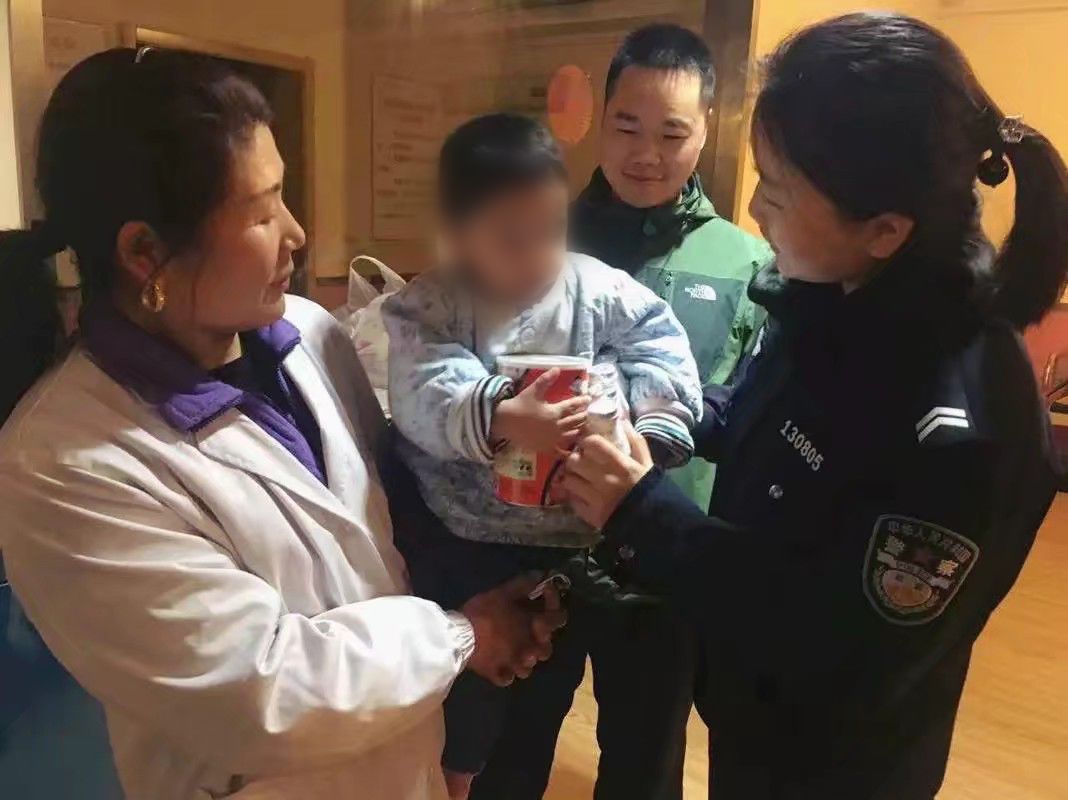 女警风采展示视频,女警巾帼风采
