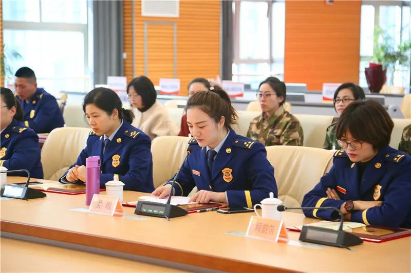 无锡市消防支队联合市妇联策划巾帼风采表彰活动