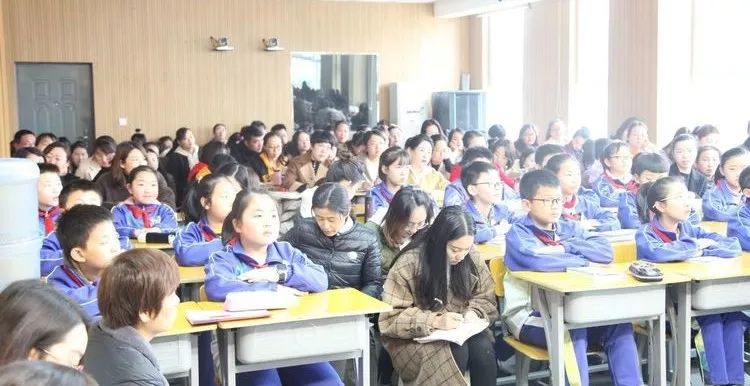 示范引领·乘风远航——延安实验小学省级教学能手示范课