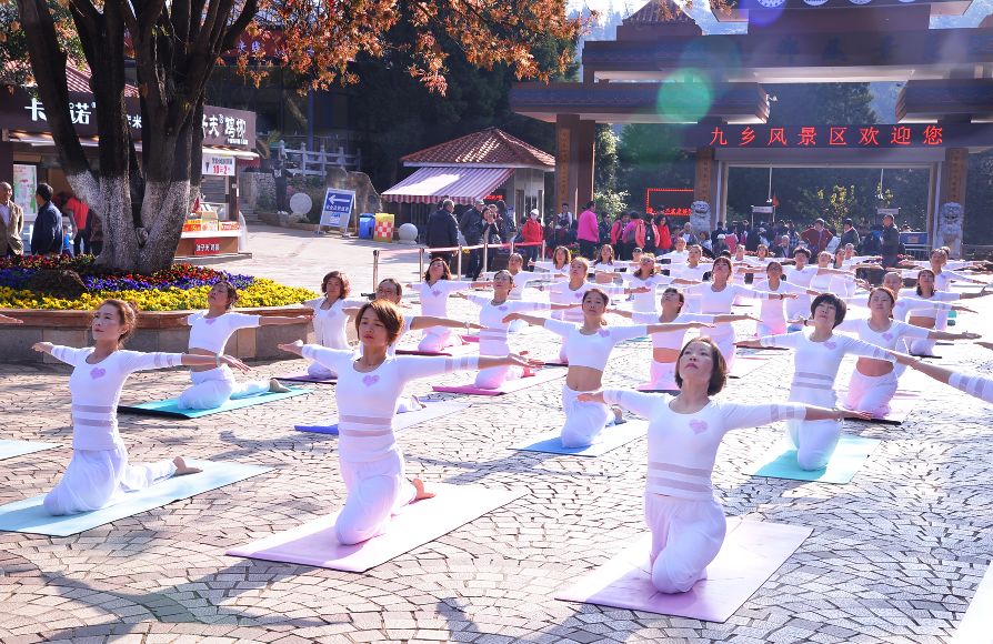惊叹！国内首创洞心瑜伽秀在九乡上演！
