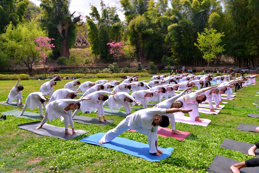 惊叹！国内首创洞心瑜伽秀在九乡上演！