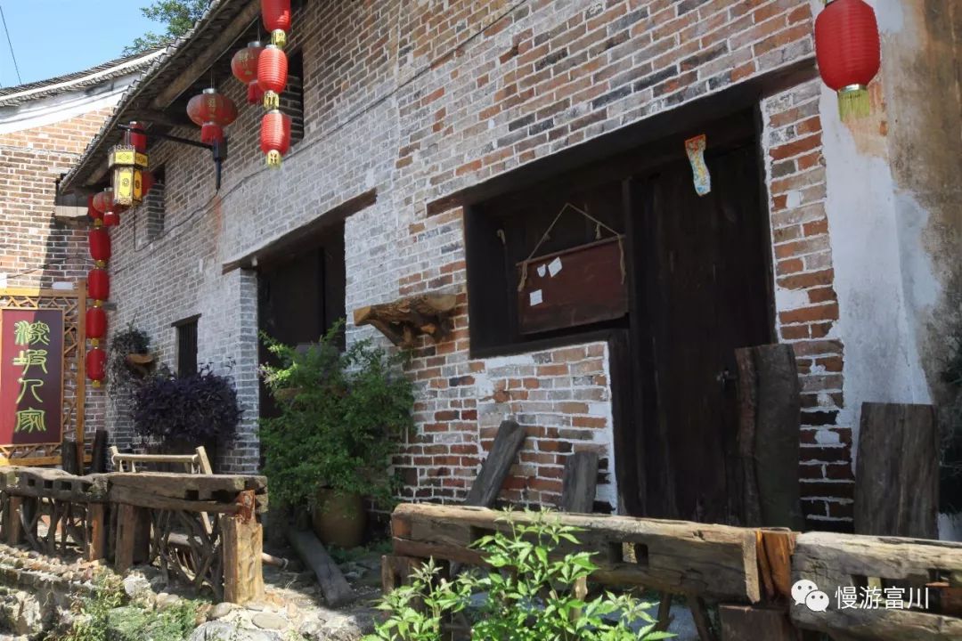 深渡镇旁边拍油菜花最佳位置在哪,深坡花海