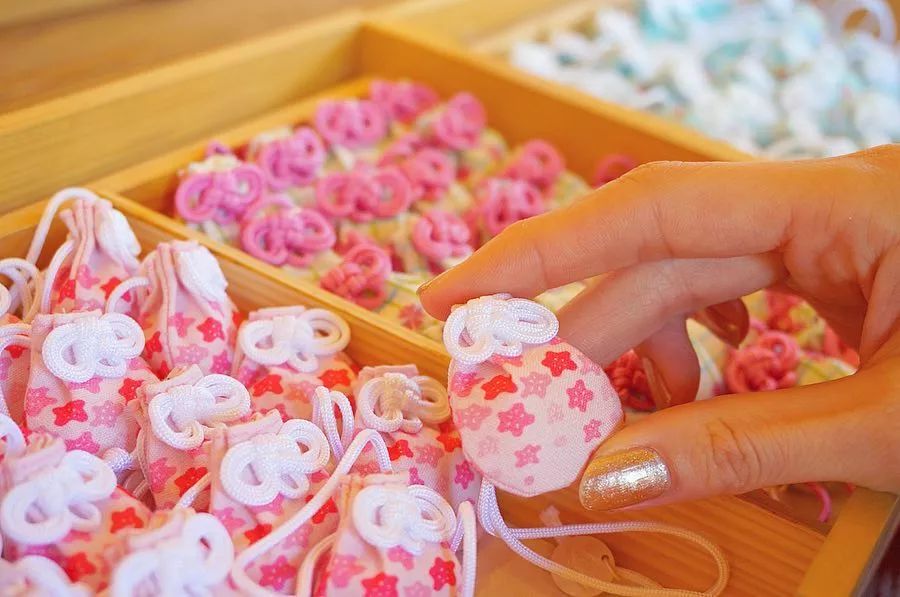 鍐板窛绁炵ぞ缁撶紭,鍐板窛绁炵ぞ鐑熻姳寰″畧