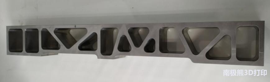 金属3d打印在航空航天应用优势,3d打印航空航天零件性能
