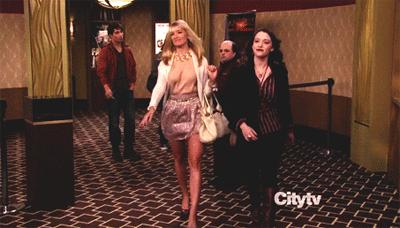 OMG买它小游戏,omg买它买它什么梗