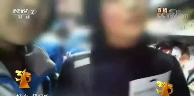 辣条对儿童有多大危害,辣条千万别给孩子吃