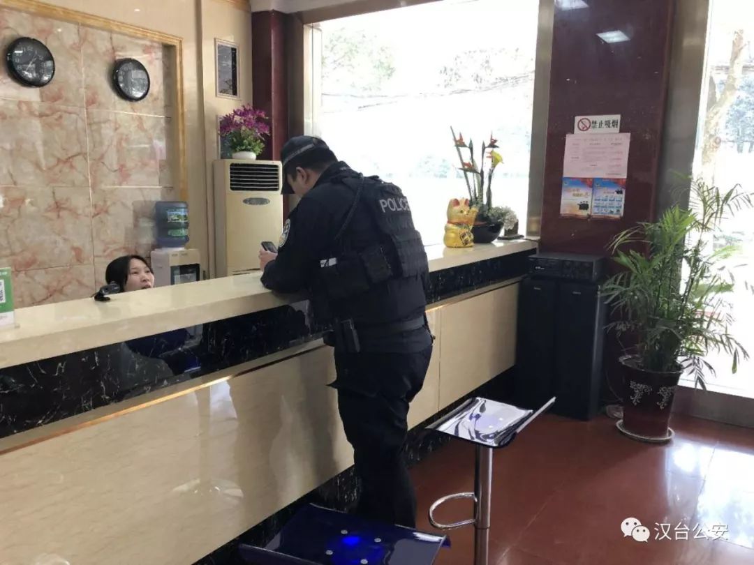 鐝插摜楂樻竻瑙嗛,鐝插摜