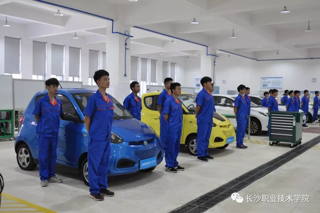 【长职热点】我们在长职机汽分院等你！