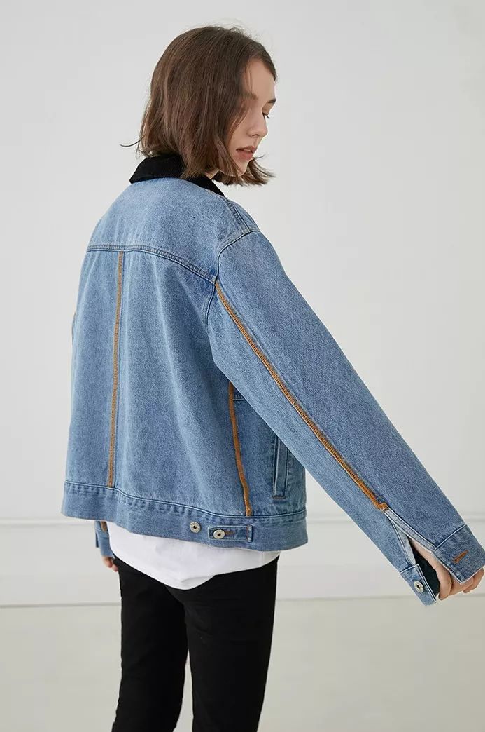 惊喜很多的衣服,今年最流行大版牛仔外套