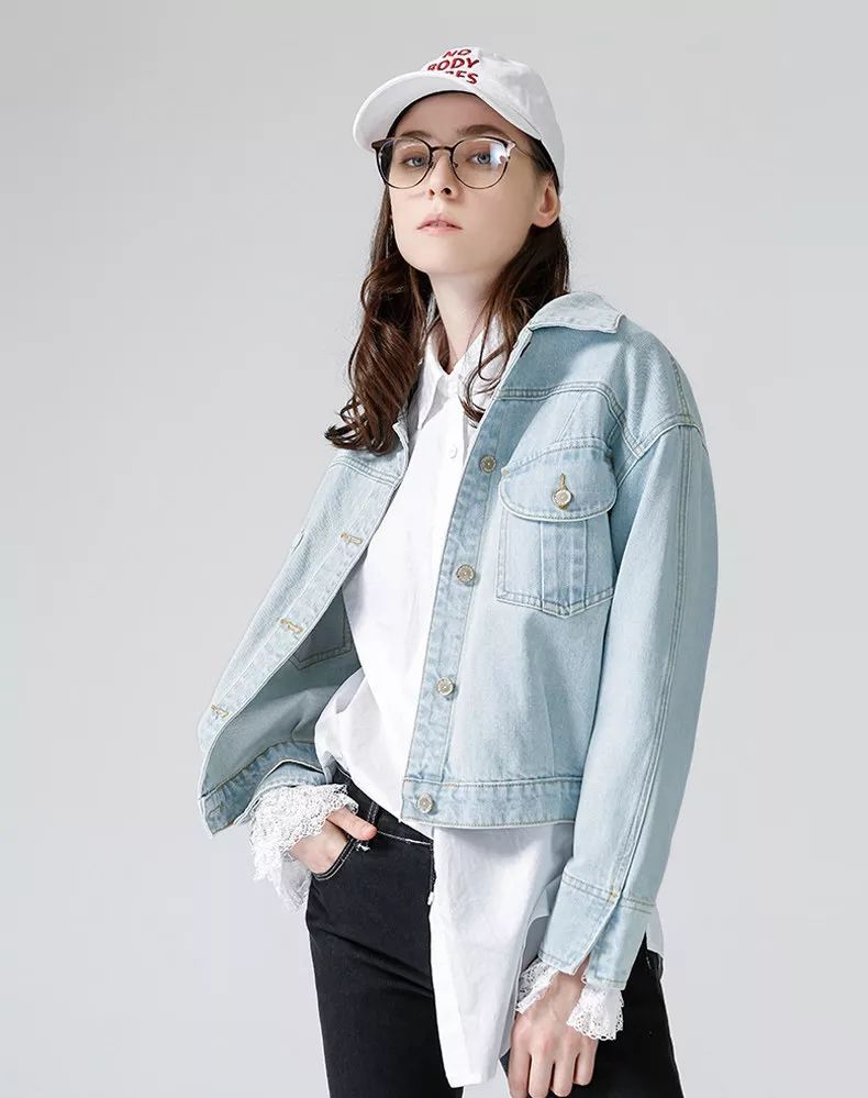 惊喜很多的衣服,今年最流行大版牛仔外套