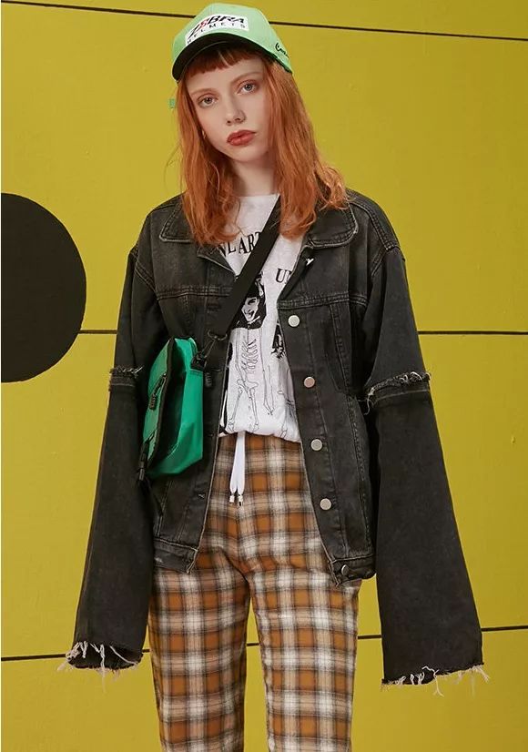 惊喜很多的衣服,今年最流行大版牛仔外套