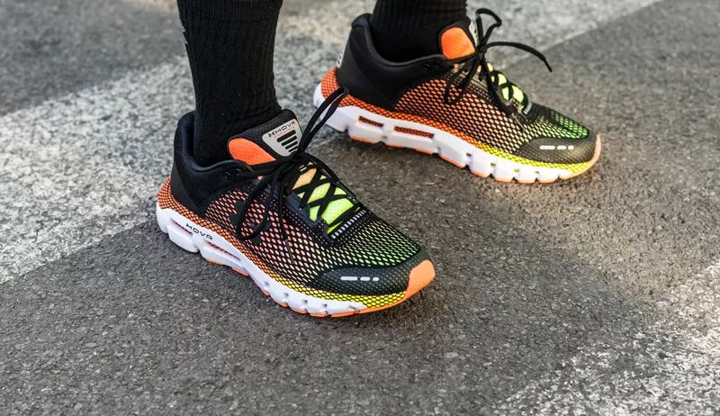 想买双叱咤健身房和街头的跑鞋？本次开箱一定要看！