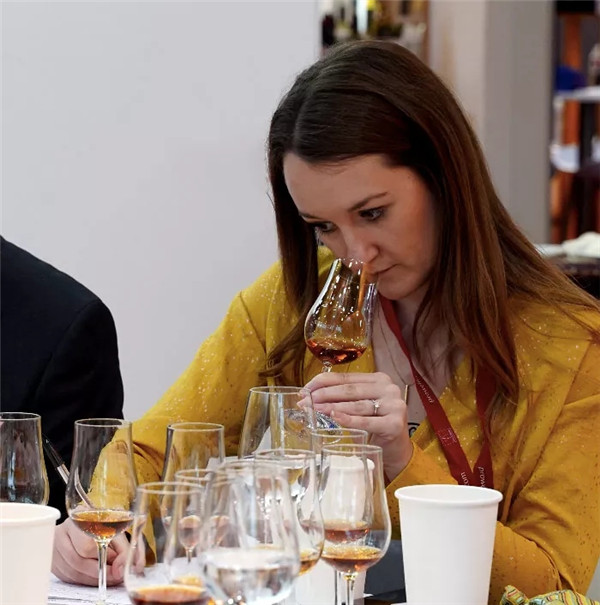 人气口碑双丰收!张裕德国Prowein酒展打造中国葡萄酒精彩故事