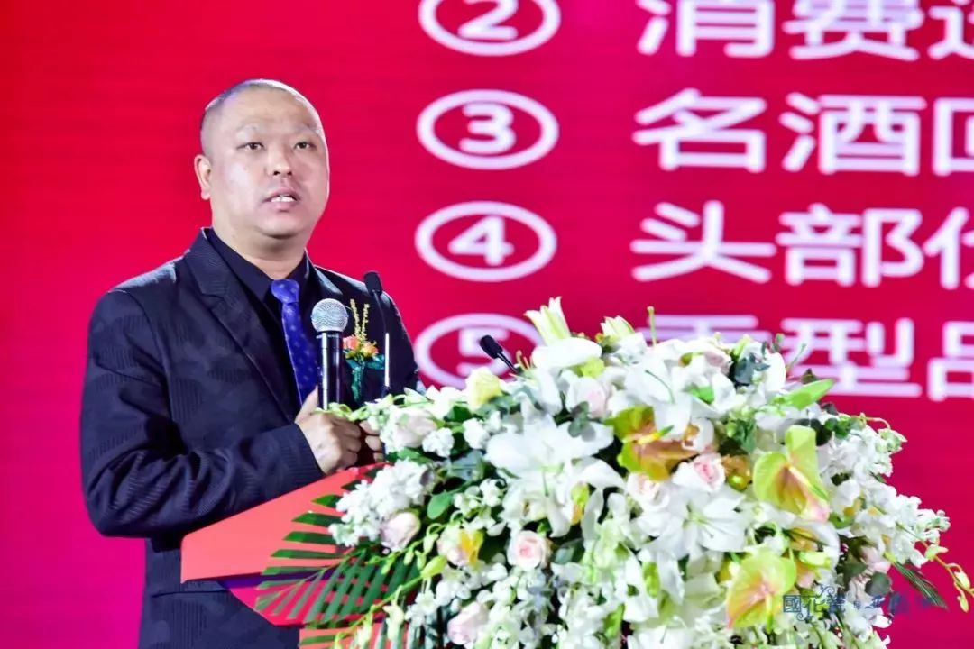 西凤酒官方旗舰店国花瓷20年,凤香型西凤酒国花瓷10周年