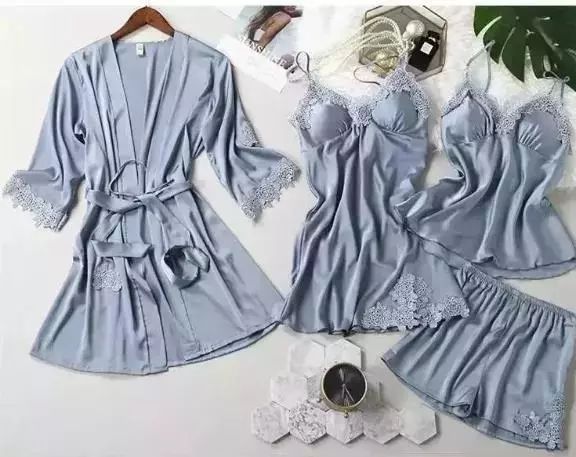 美到犯规的法式风情睡衣，丝滑修身，穿上肌肤像开了柔光一样美好。