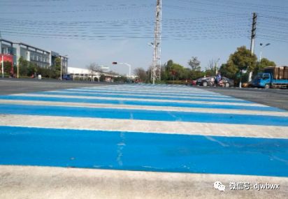 【早安·芜湖】@芜湖人，办身份证不用再带现金啦！扫码支付轻松搞定