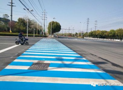 【早安·芜湖】@芜湖人，办身份证不用再带现金啦！扫码支付轻松搞定