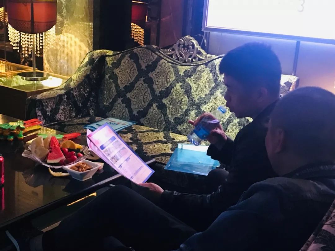 西安34届蓝装家博会现场采访,2019年3月西安蓝装家博会活动