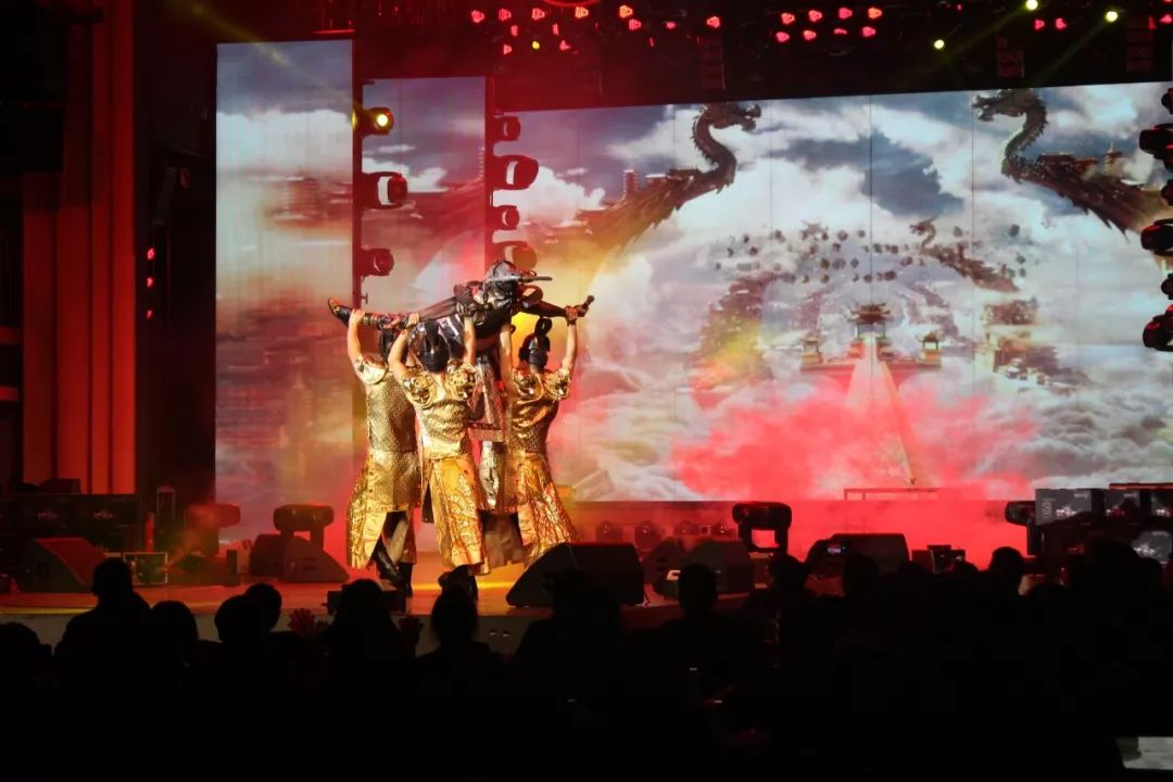 西安34届蓝装家博会现场采访,2019年3月西安蓝装家博会活动