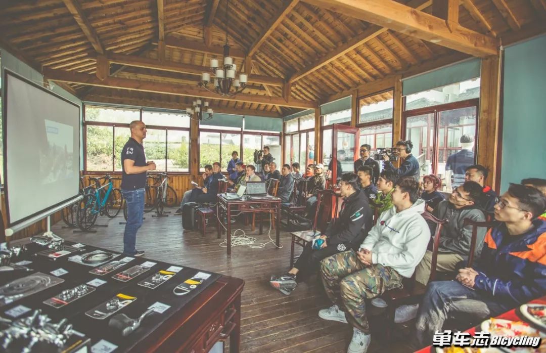 迪卡侬入门车型,迪卡侬triban500新款和旧款区别