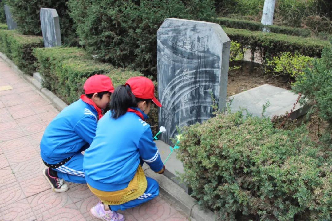 清明节小孩注意什么,清明节小朋友要怎么过