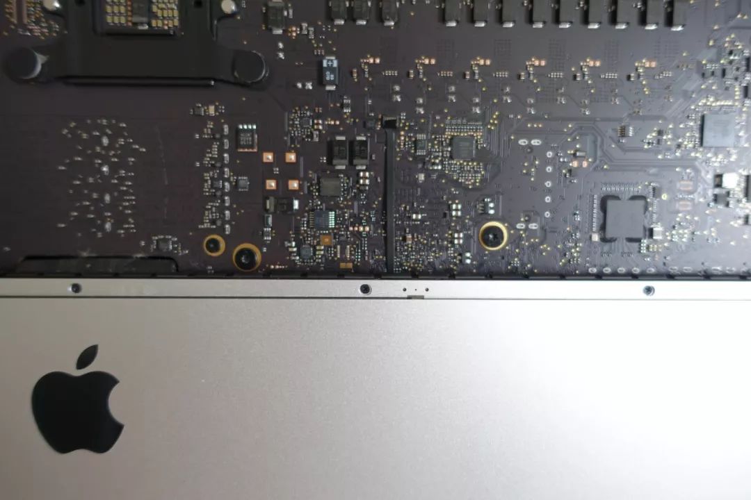 imac21.5寸低配版2017升级,苹果imac低配和高配