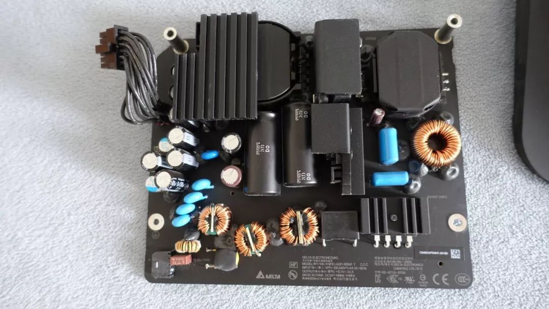 imac21.5寸低配版2017升级,苹果imac低配和高配