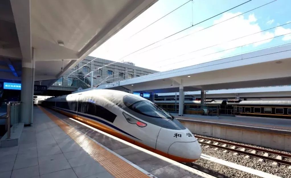 抢五一的火车票,小长假火车票今起开抢