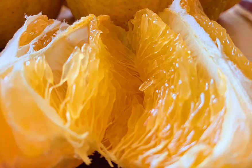 又脆又甜又多汁的水果,皮薄甜脆的水果