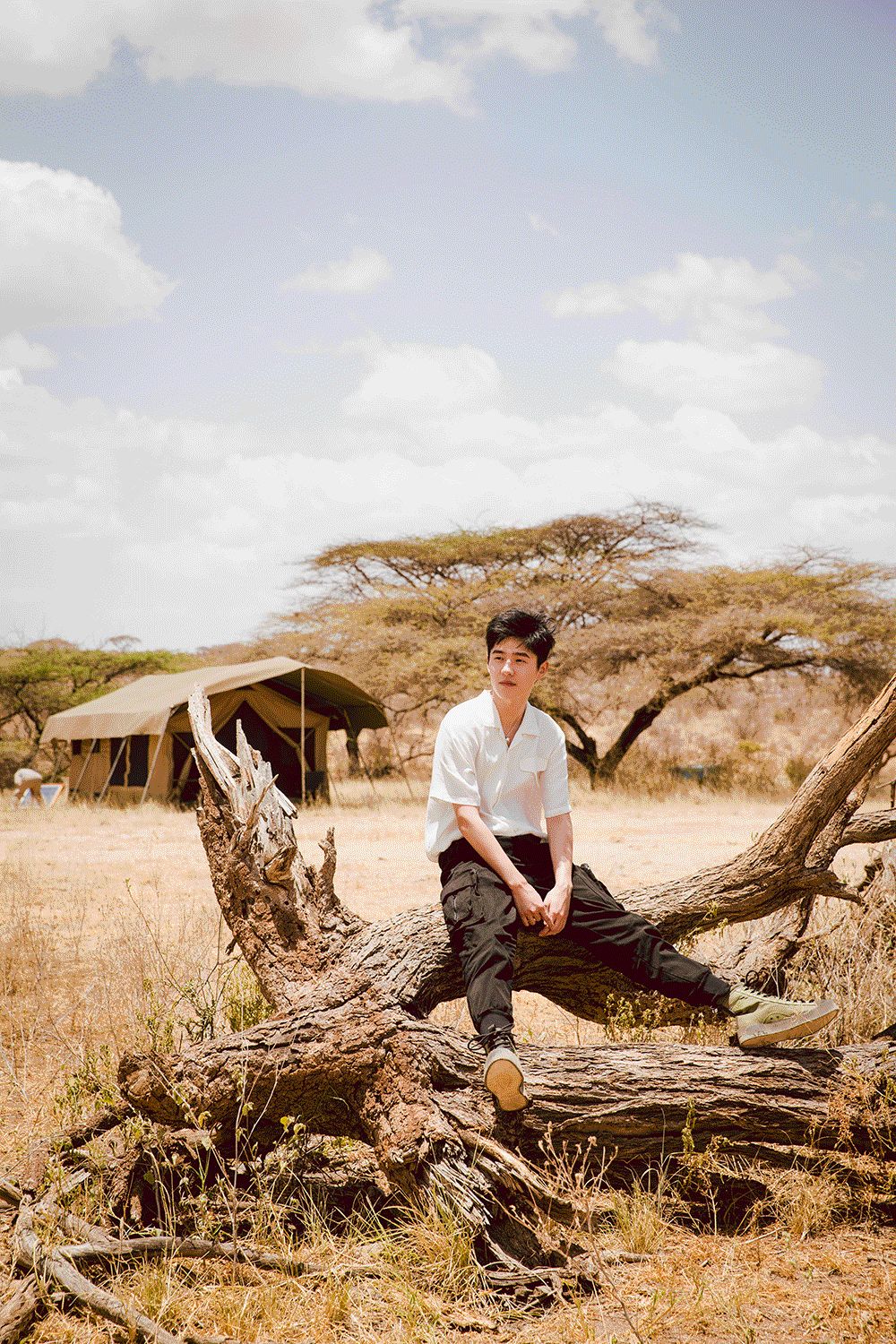 跟刘昊然在非洲过了6天5夜，发现他其实就是个话痨加多动症啊……