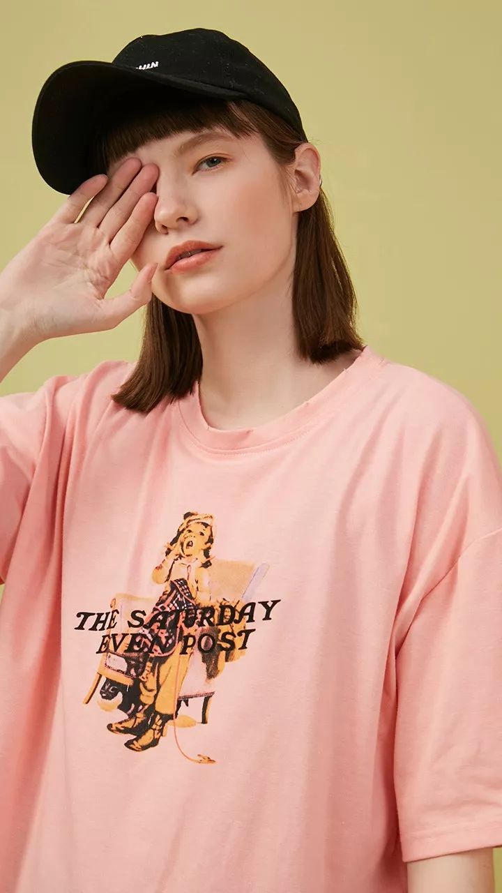 刘雯*服私**里出镜率最高的三种风格短袖，就这么穿了！