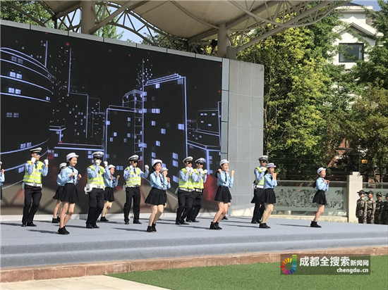 迷路了怎么向警察求助,迷路了找警察叔叔帮忙怎么说