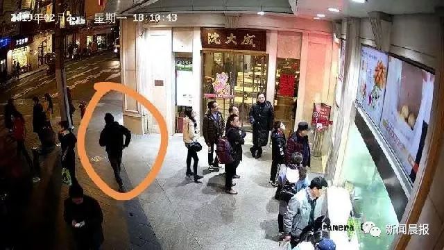 手机上的钱被别人盗走,手机卡里的钱被人盗走了该怎么办