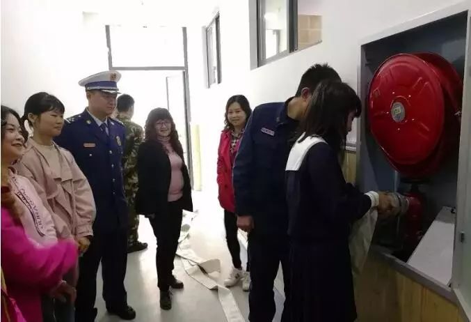 市教育局举办消防安全知识讲座,消防应急科普教育走进幼儿园师生