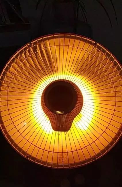 关于黑洞有什么脑洞大开的疑问,黑洞再强大也比不了人类的脑洞