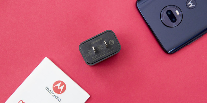 小而美的童话能否继续延续？摩托罗拉g7plus评测