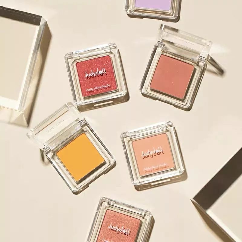 讲干货|软妹or御姐？一块腮红切换妆面风格，做春天最靓的小姐姐～