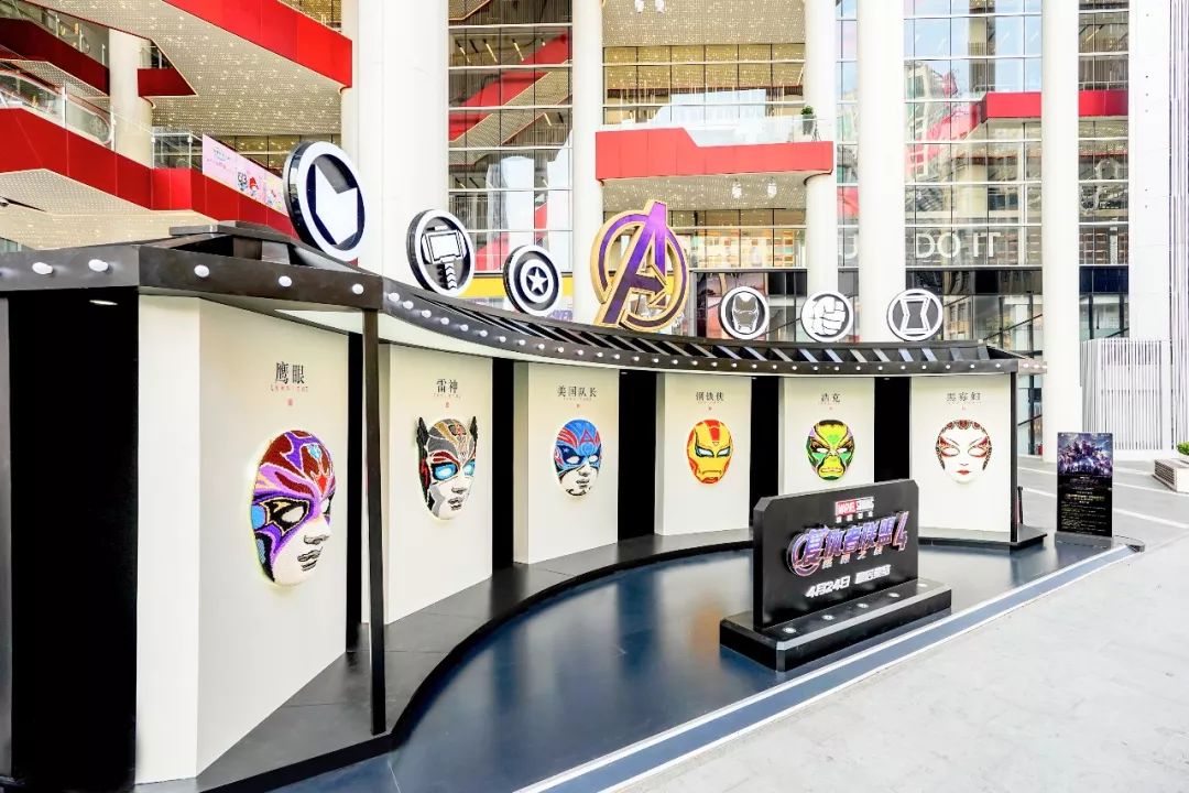 本期潮流板报，我们邀请到了少女的“初恋”——RubyRose~