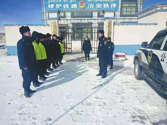 青分享|一条微博热评引发的思考，网友：“这才是新青年”